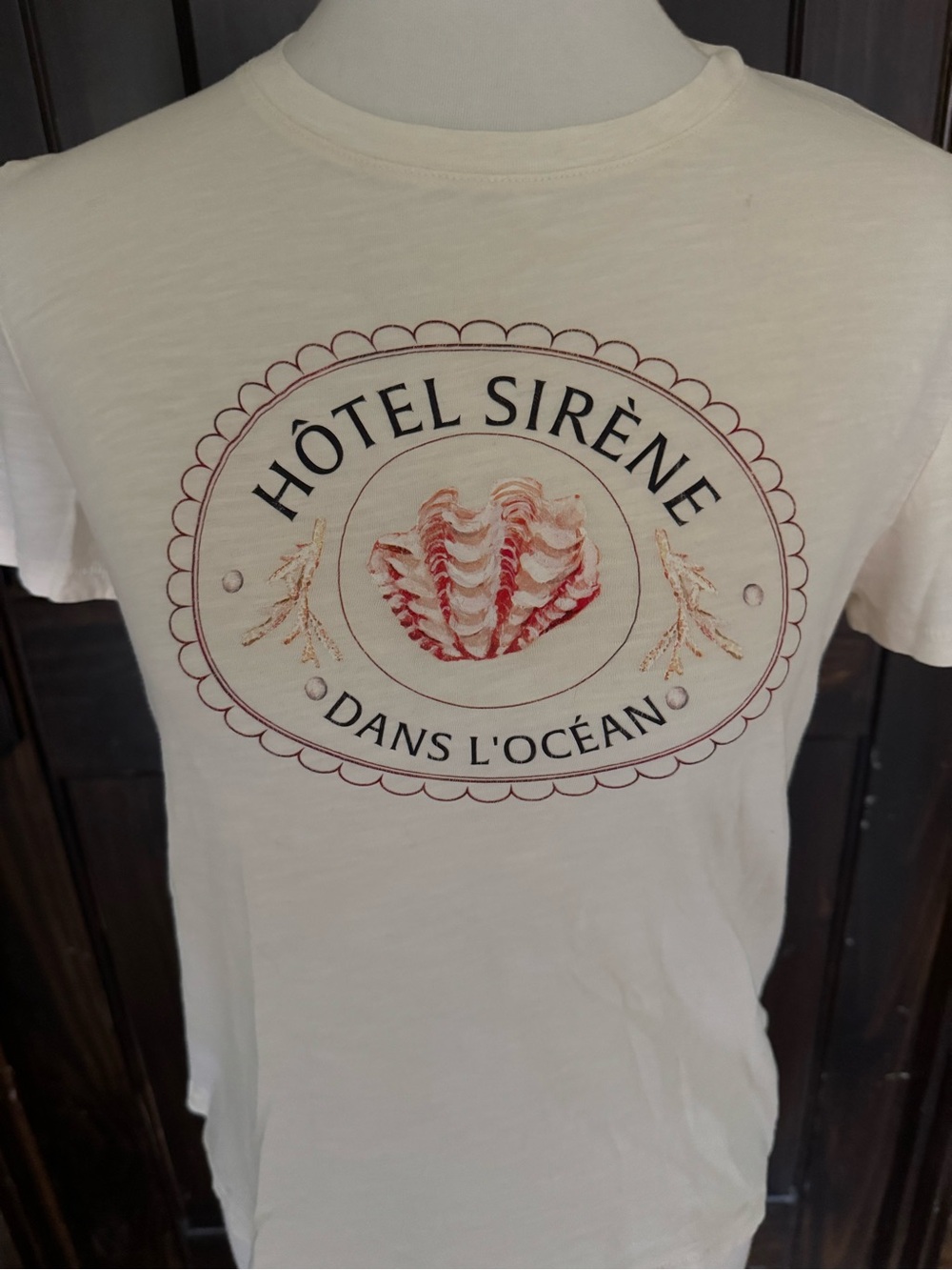 J.Crew "Hôtel Sirène Dans L'Océan" Coastal Graphic Tee - Cream/Off-White